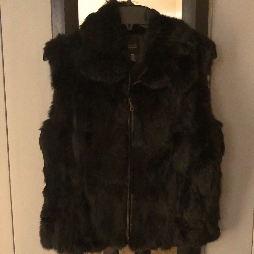 Saks Fifth Avenue Black 100% rabbit fur vest.